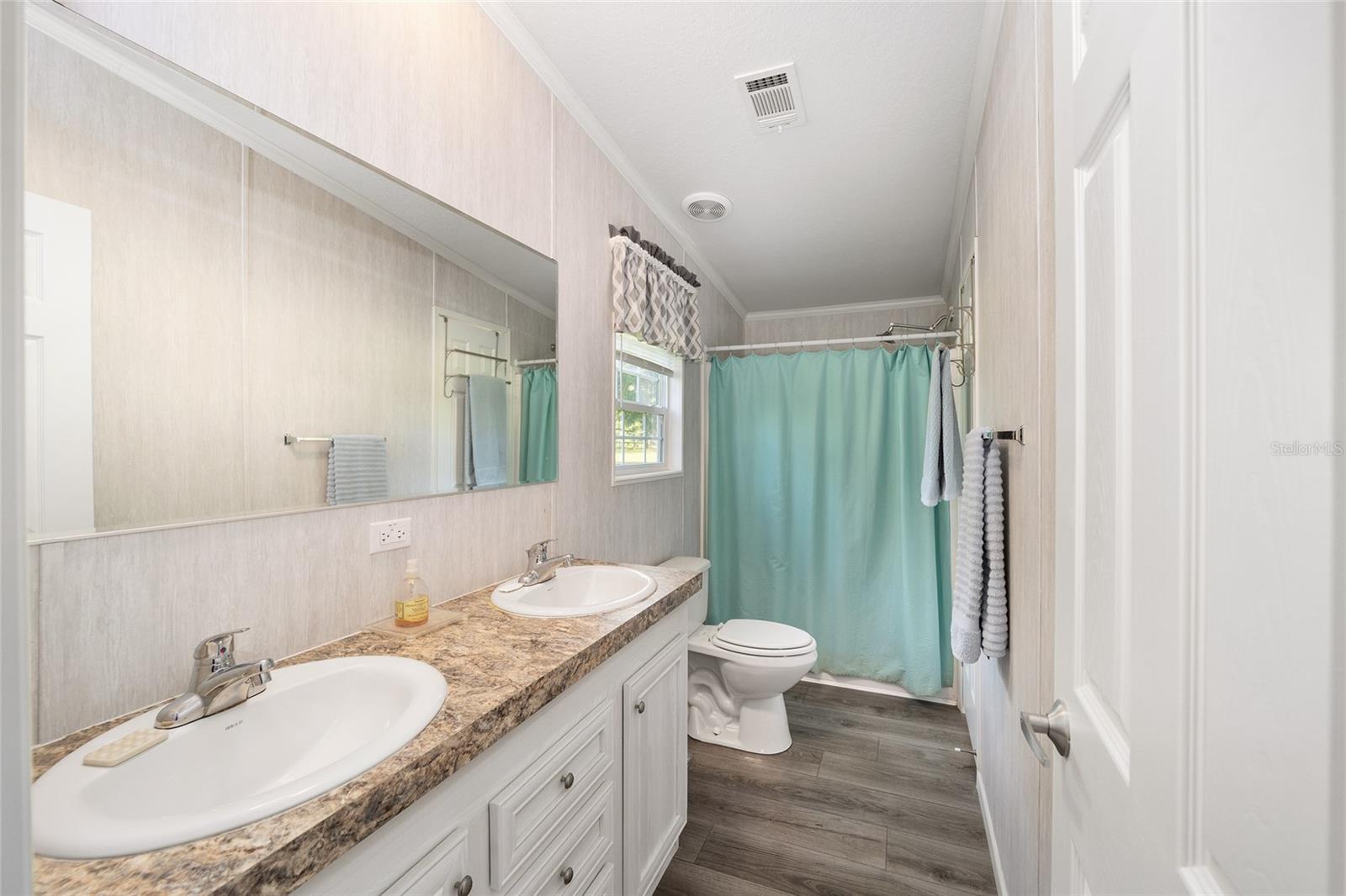 Image 13 of 25 For 12061 Highway 326