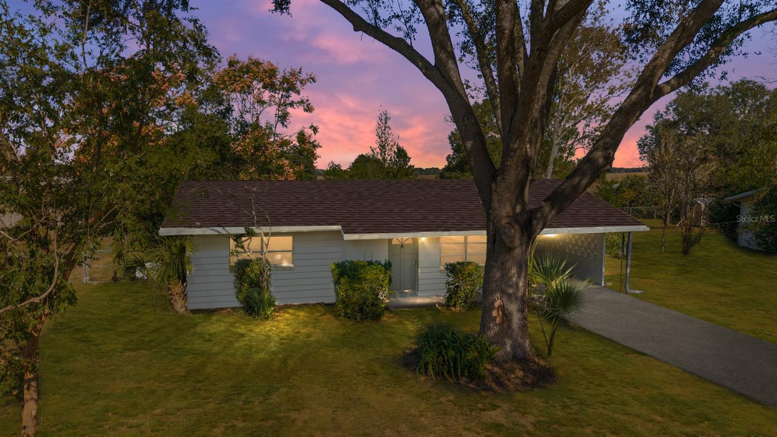 Image 41 of 55 For 21529 Honeysuckle Street