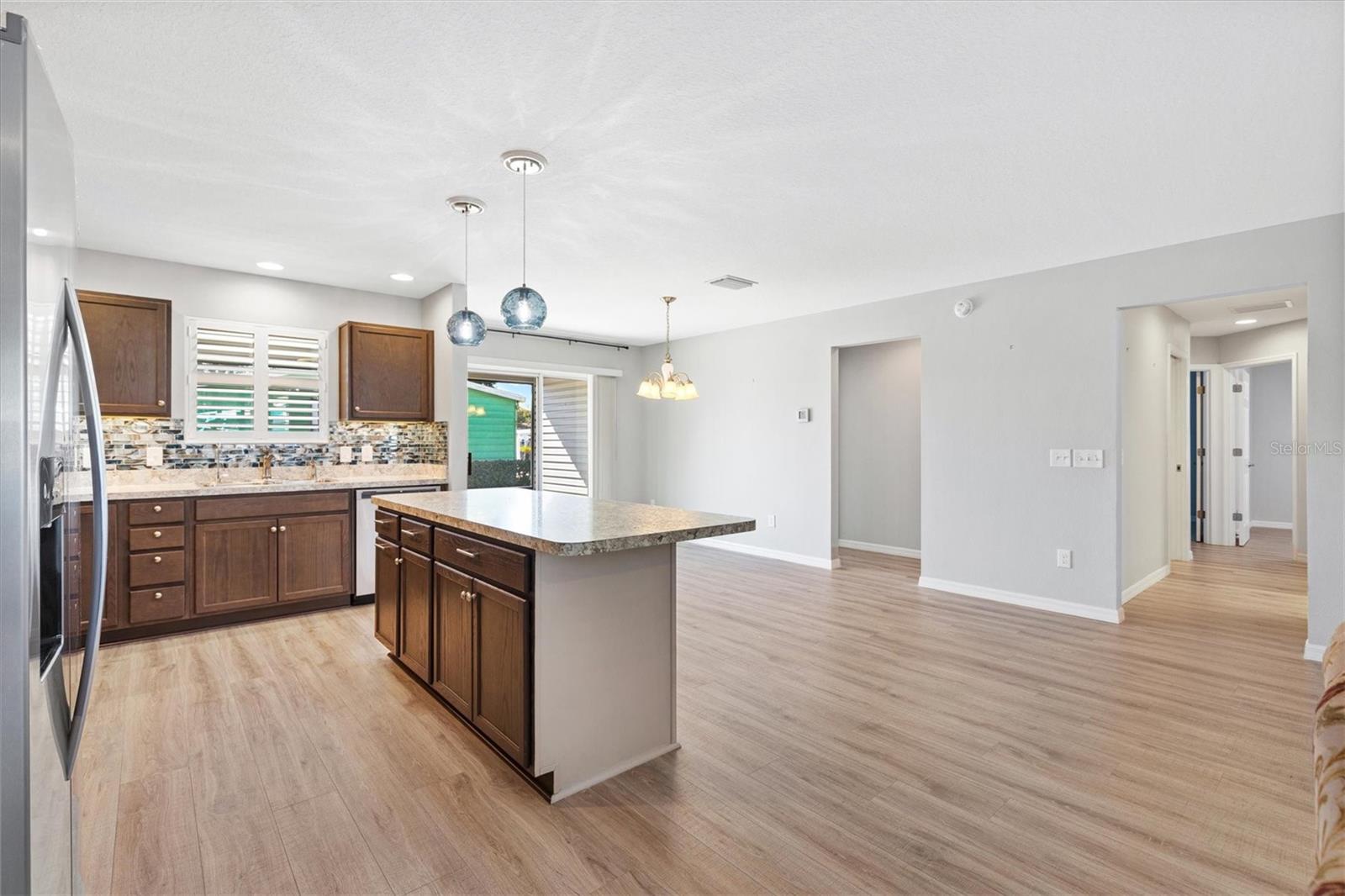 Image 10 of 37 For 706 Jason Drive