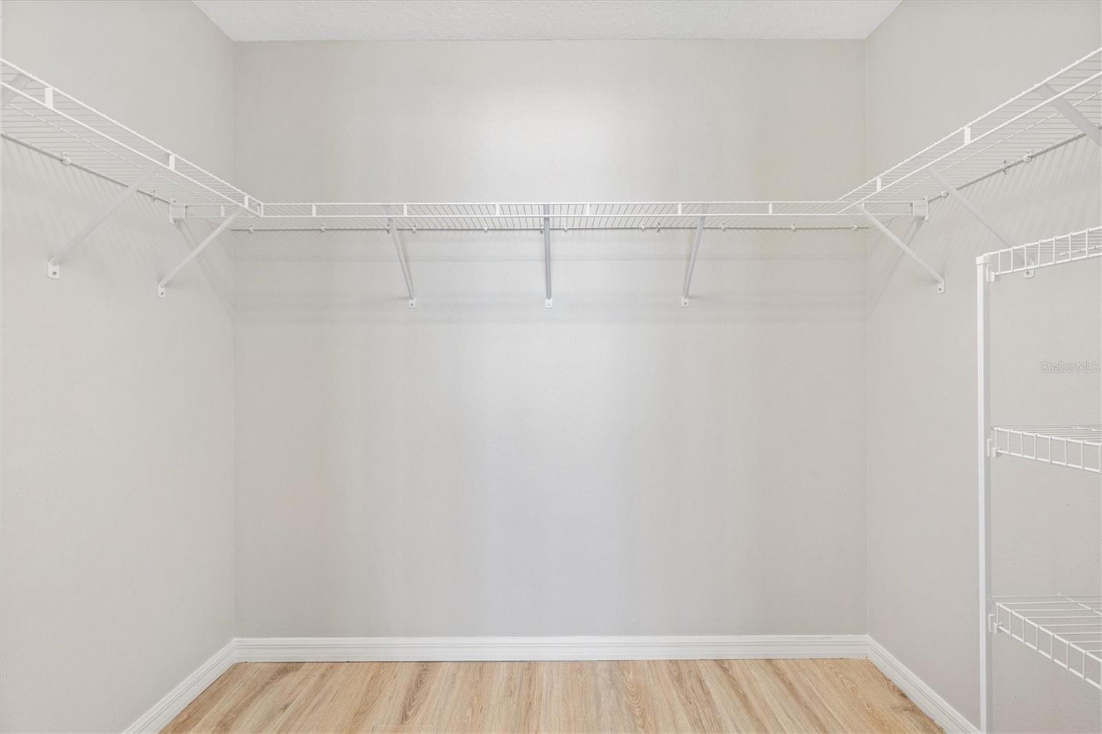 Image 18 of 37 For 706 Jason Drive