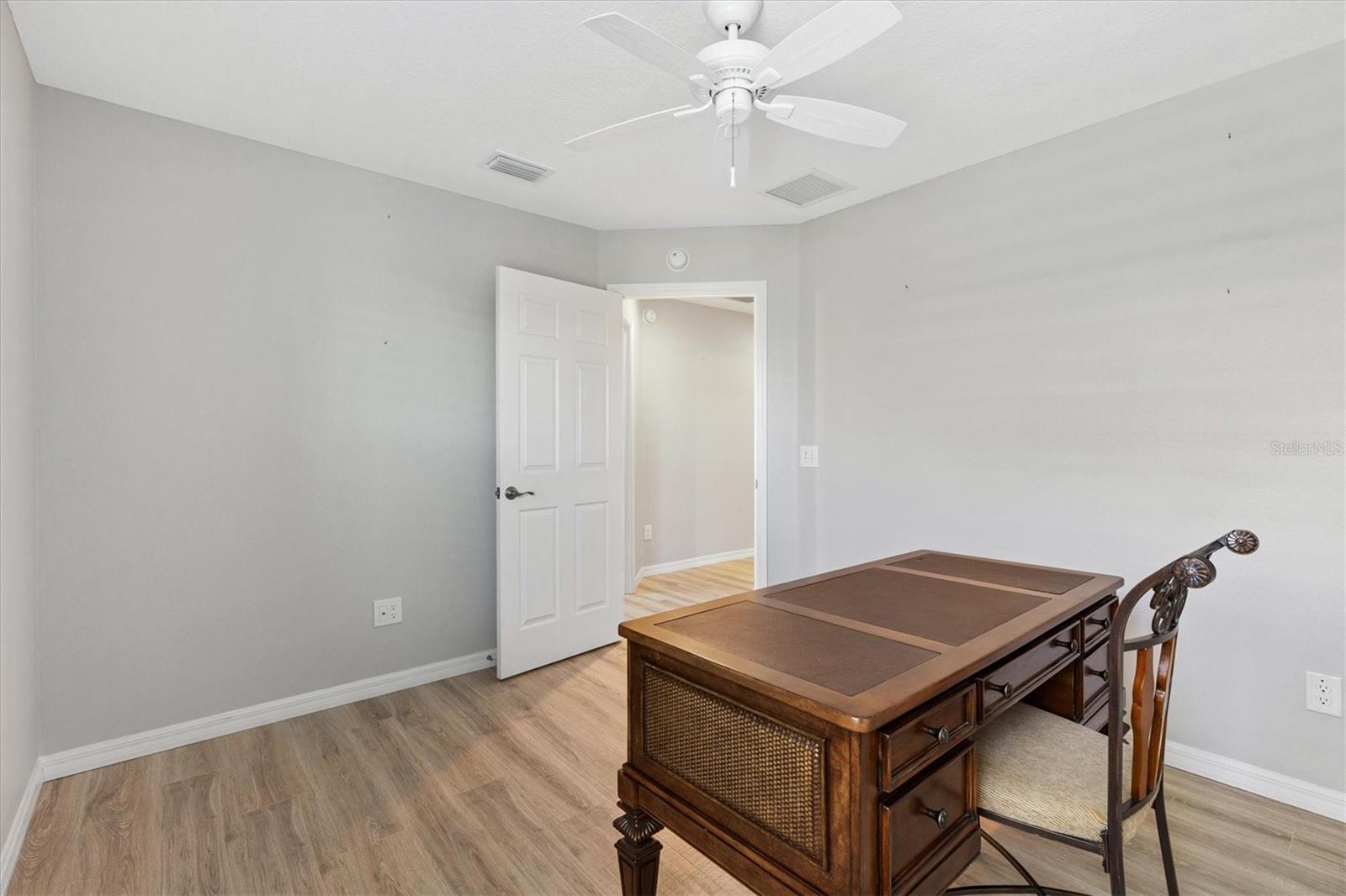 Image 23 of 37 For 706 Jason Drive