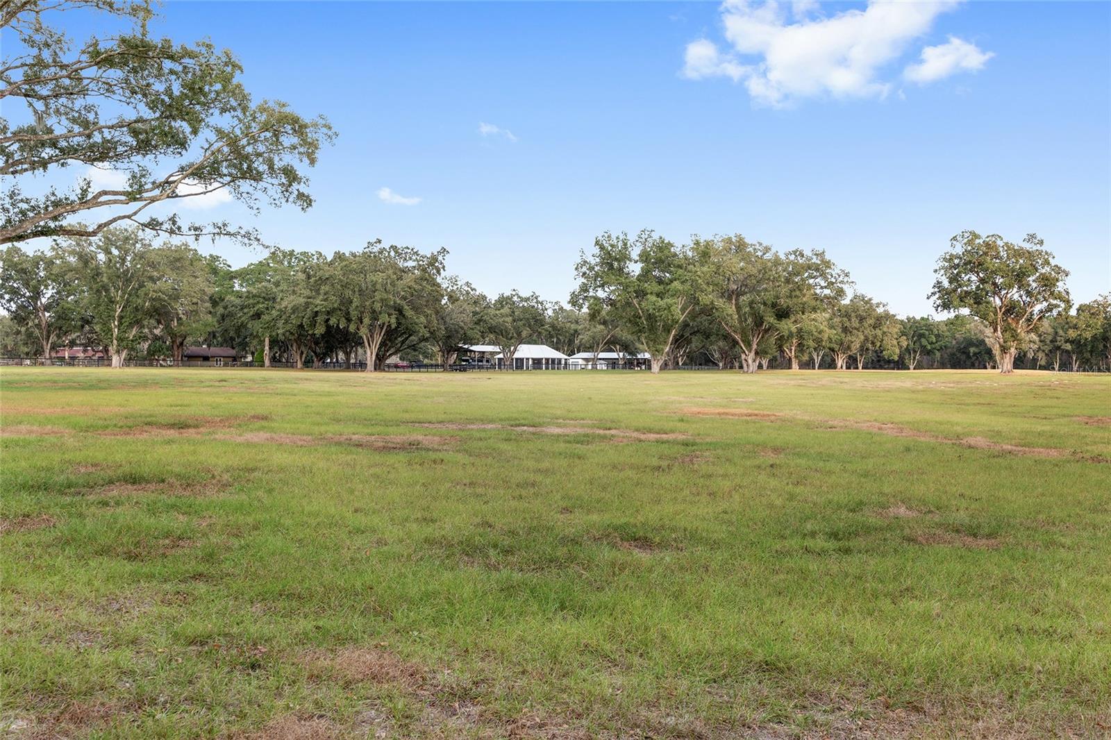 Image 25 of 90 For 14655 117th Court