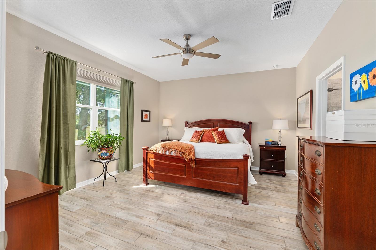 Image 25 of 49 For 7981 85th Loop