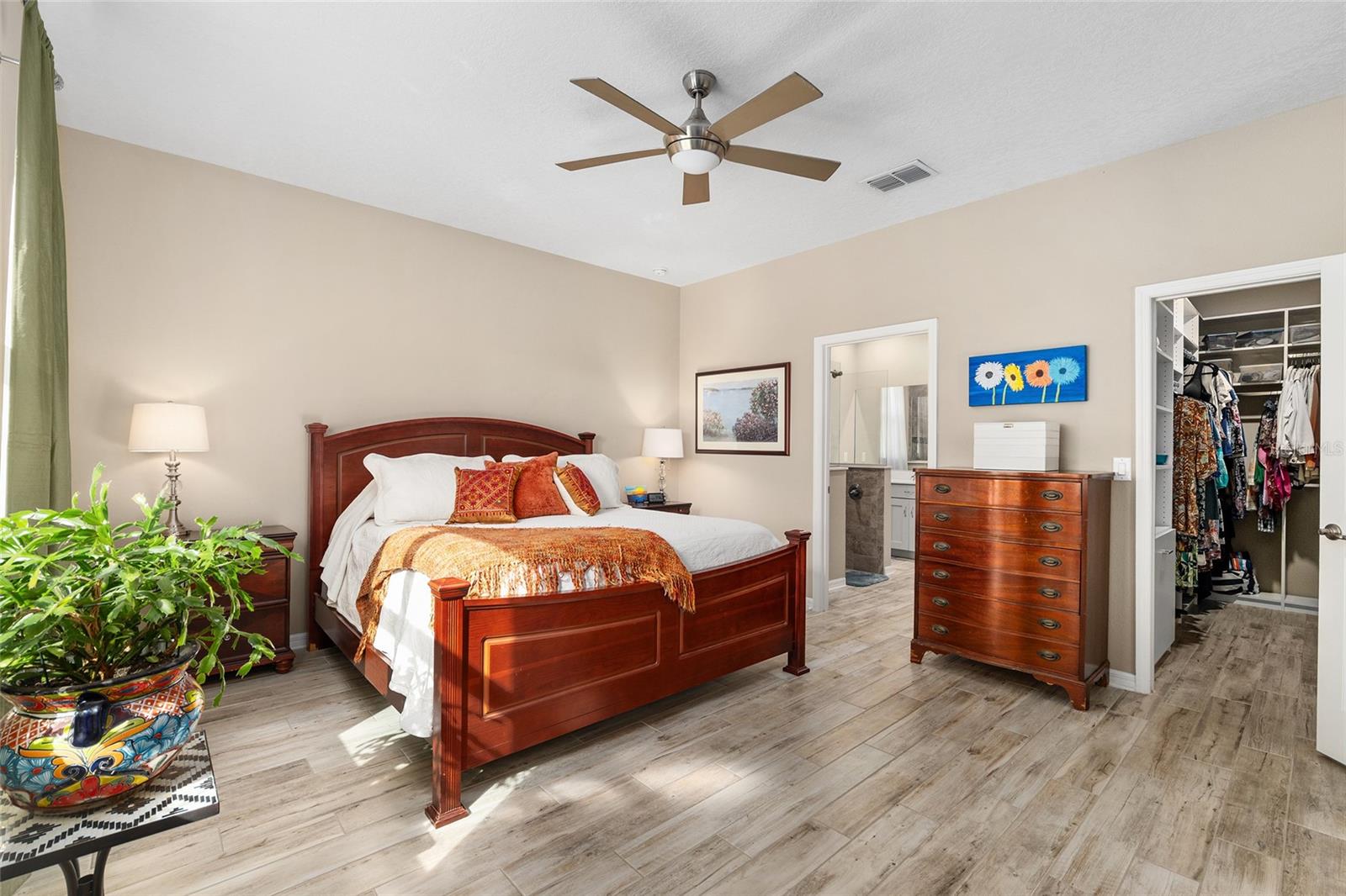 Image 26 of 49 For 7981 85th Loop