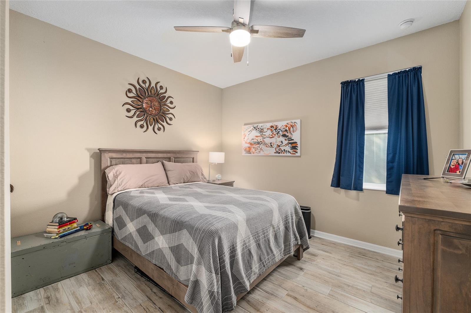 Image 31 of 49 For 7981 85th Loop