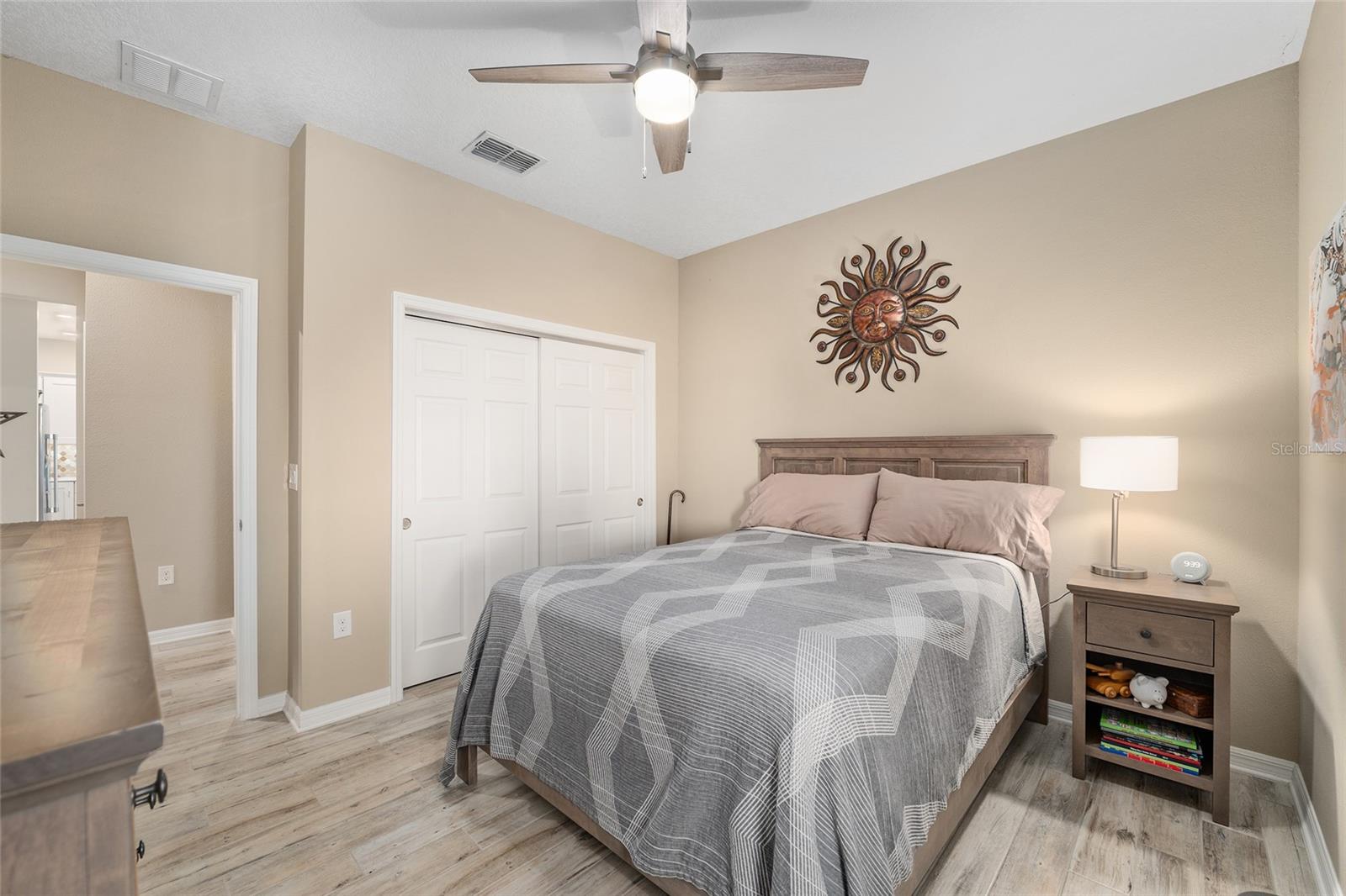 Image 32 of 49 For 7981 85th Loop