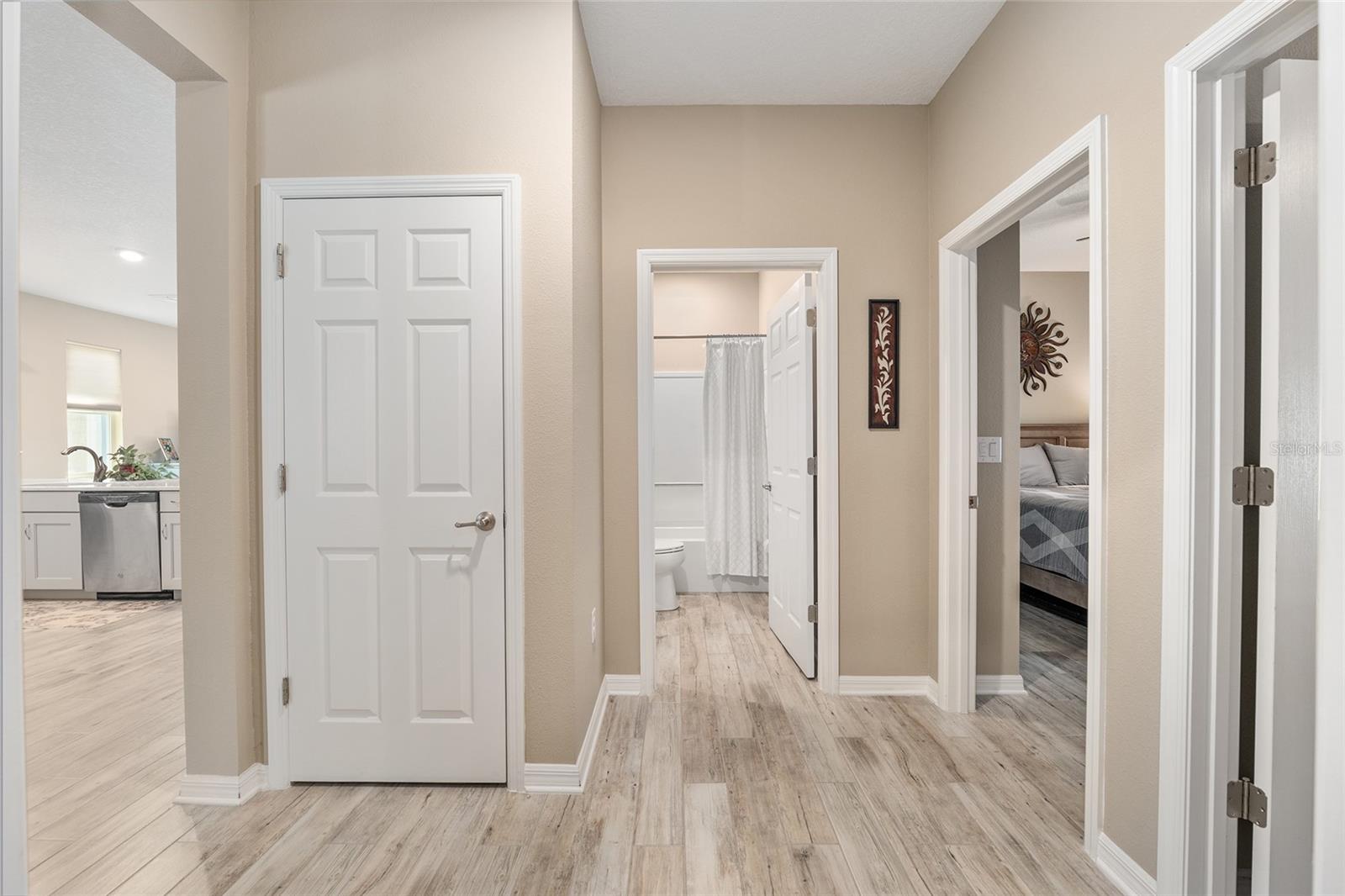 Image 34 of 49 For 7981 85th Loop