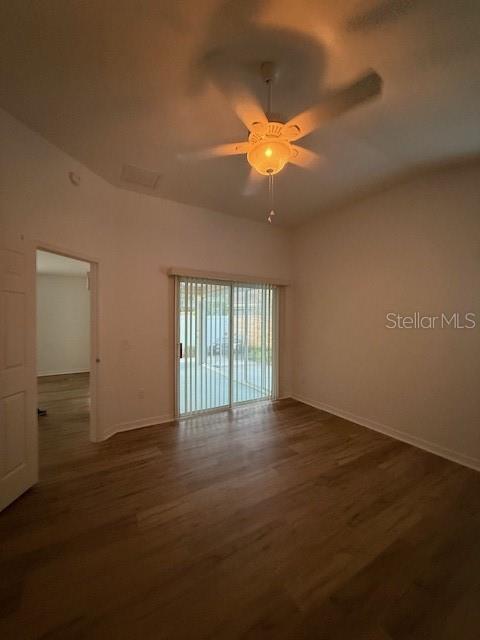 Image 10 of 27 For 853 Sapphire Place