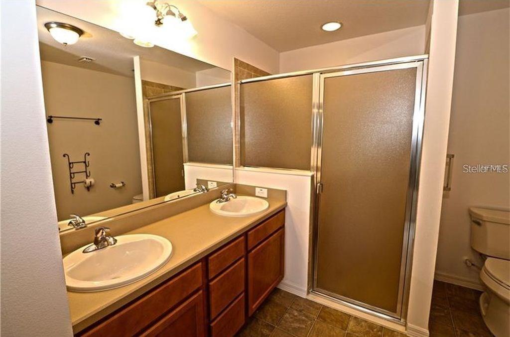 Image 12 of 27 For 853 Sapphire Place