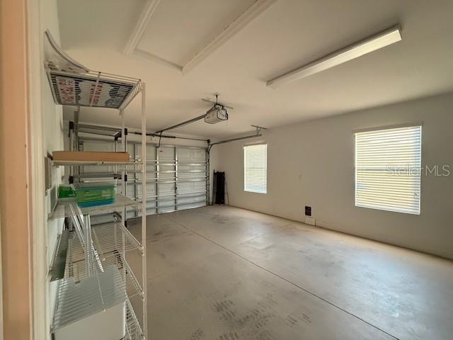 Image 23 of 27 For 853 Sapphire Place