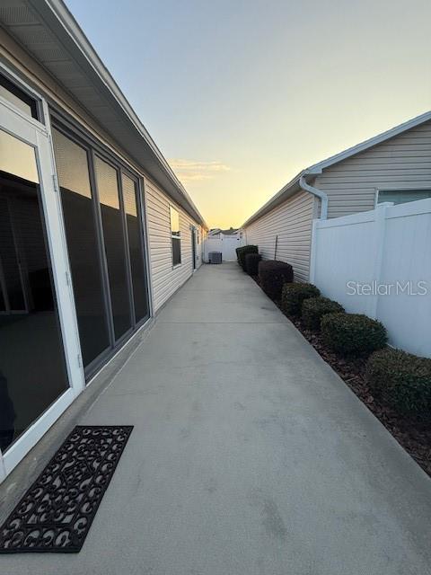 Image 27 of 27 For 853 Sapphire Place