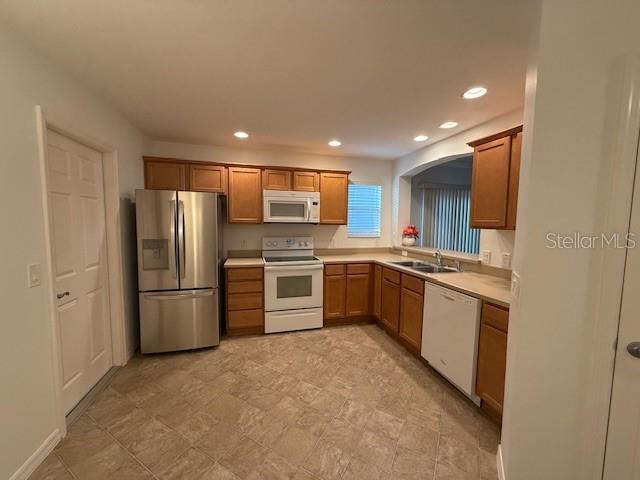 Image 6 of 27 For 853 Sapphire Place