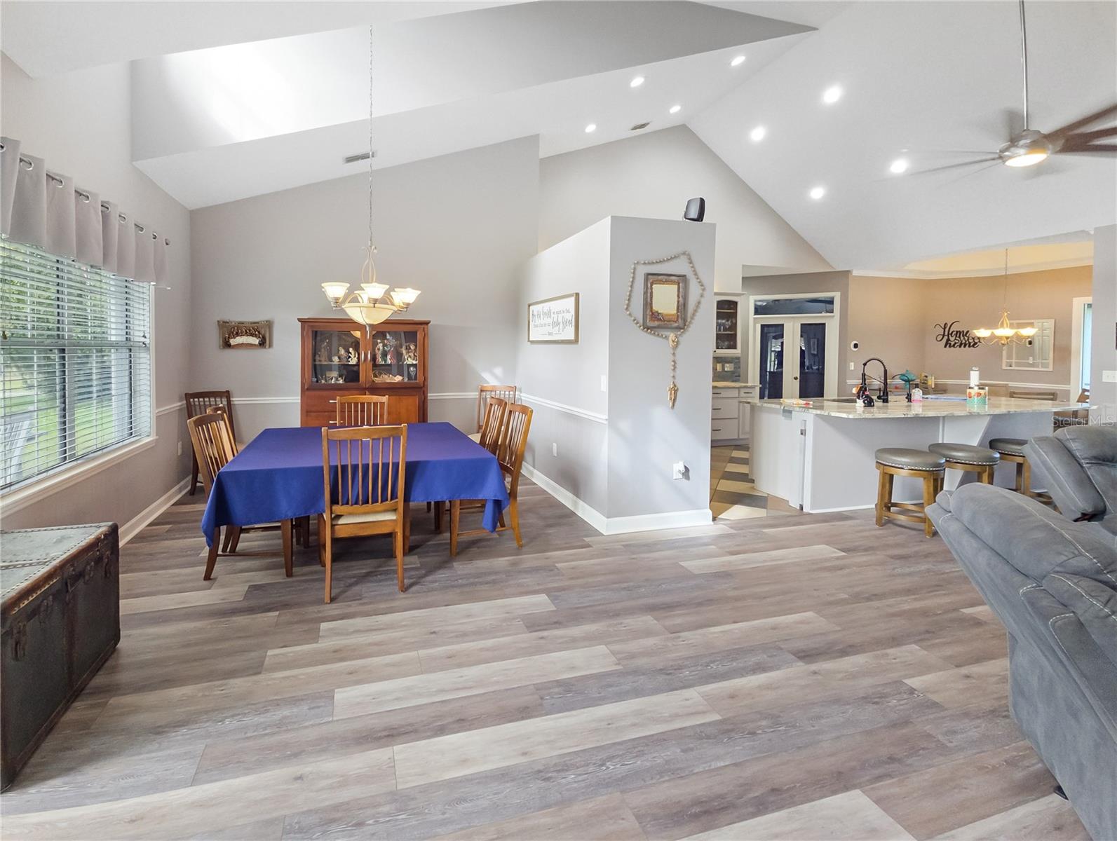 Image 8 of 43 For 5725 31st Terrace