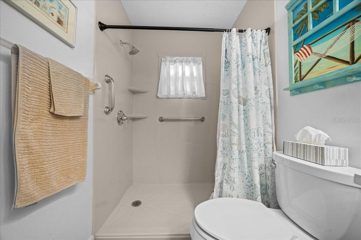 Image 22 of 40 For 8708 95th Lane A