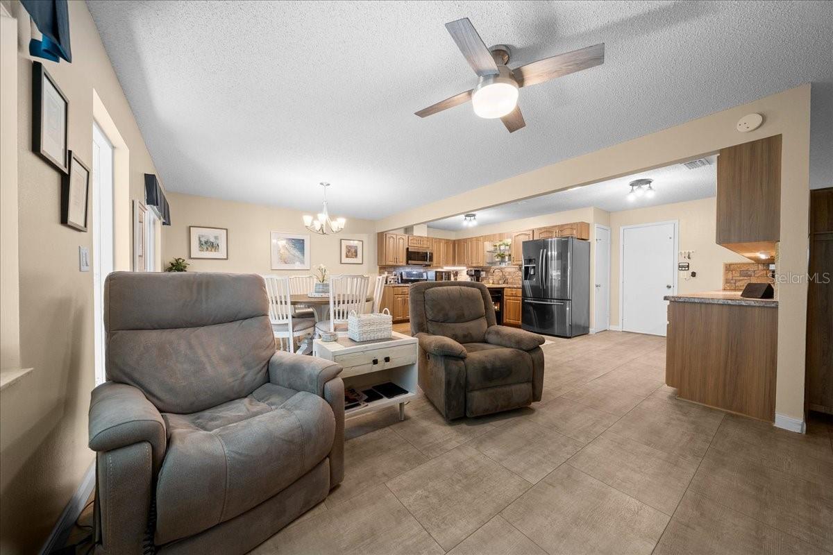 Image 25 of 40 For 8708 95th Lane A