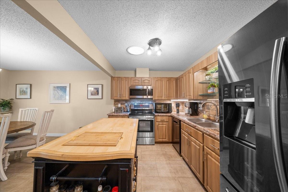 Image 28 of 40 For 8708 95th Lane A