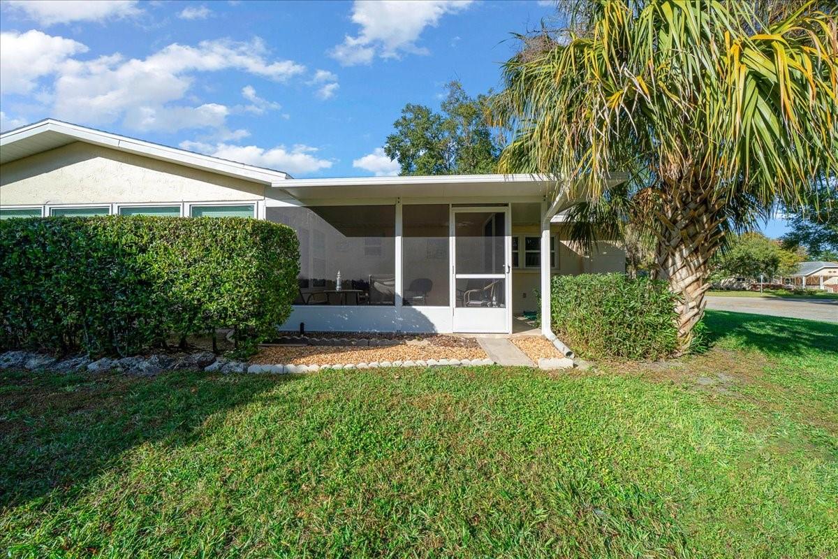 Image 6 of 40 For 8708 95th Lane A