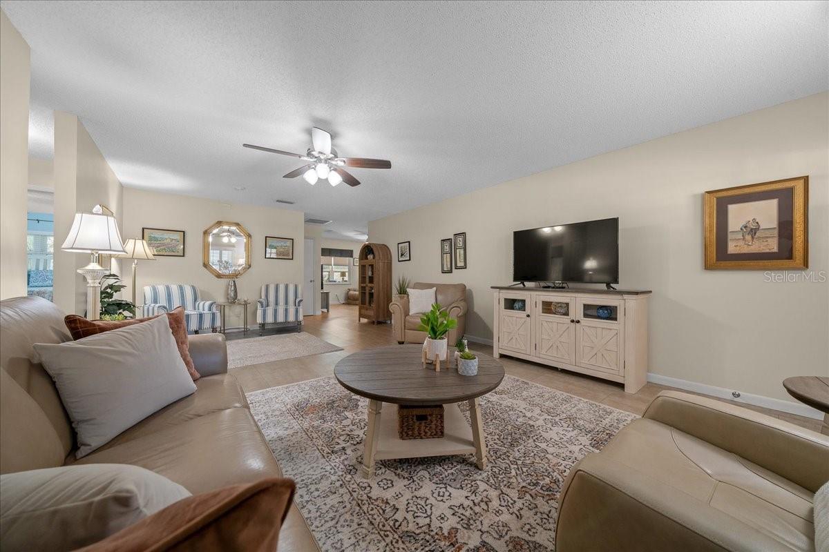 Image 8 of 40 For 8708 95th Lane A