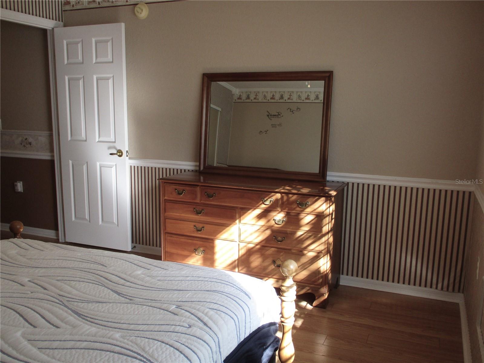 Image 28 of 83 For 11283 139th Place