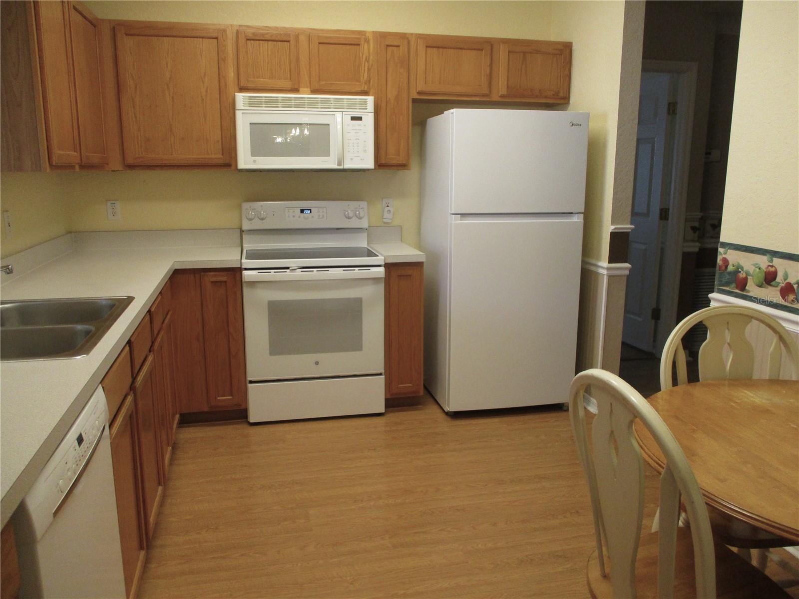 Image 4 of 83 For 11283 139th Place