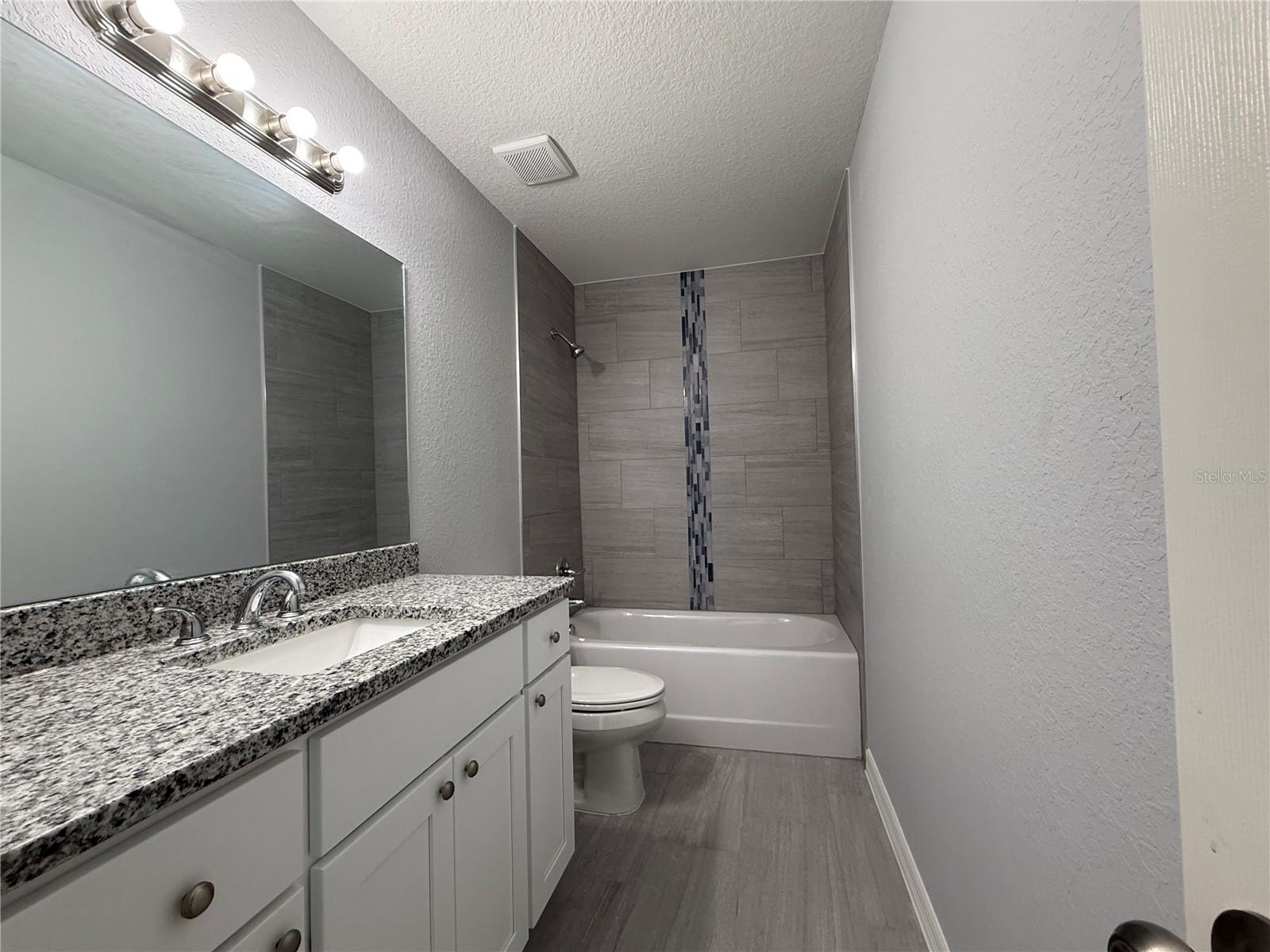 Image 20 of 25 For 880 125th Lane