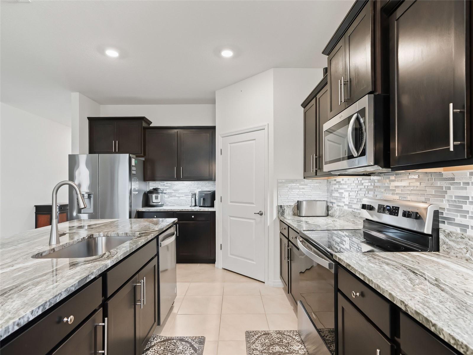 Image 10 of 32 For 4361 55th Court