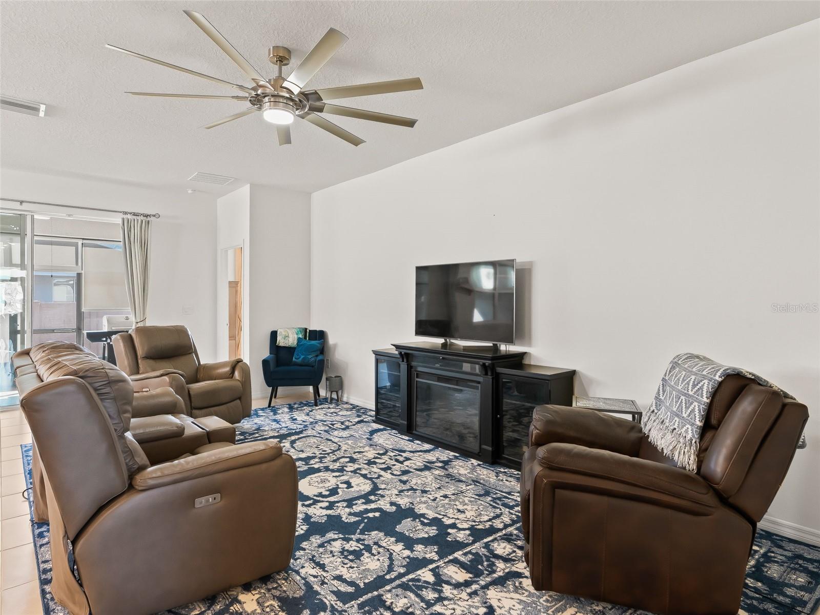 Image 6 of 32 For 4361 55th Court