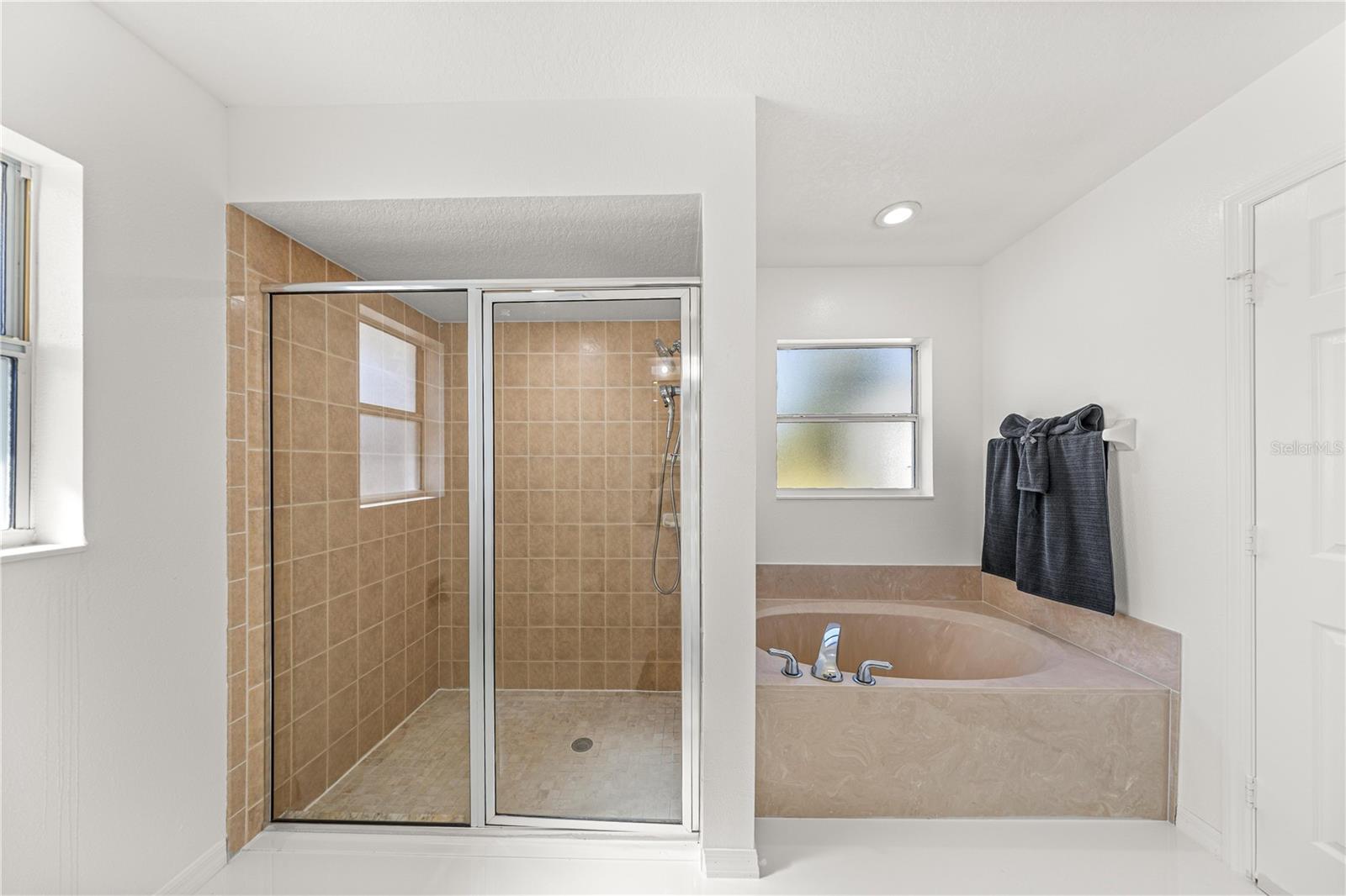 Image 22 of 35 For 8620 157th Lane