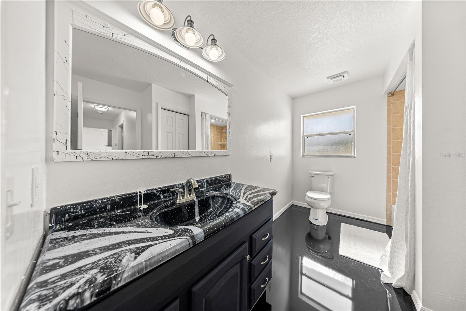 Image 25 of 35 For 8620 157th Lane