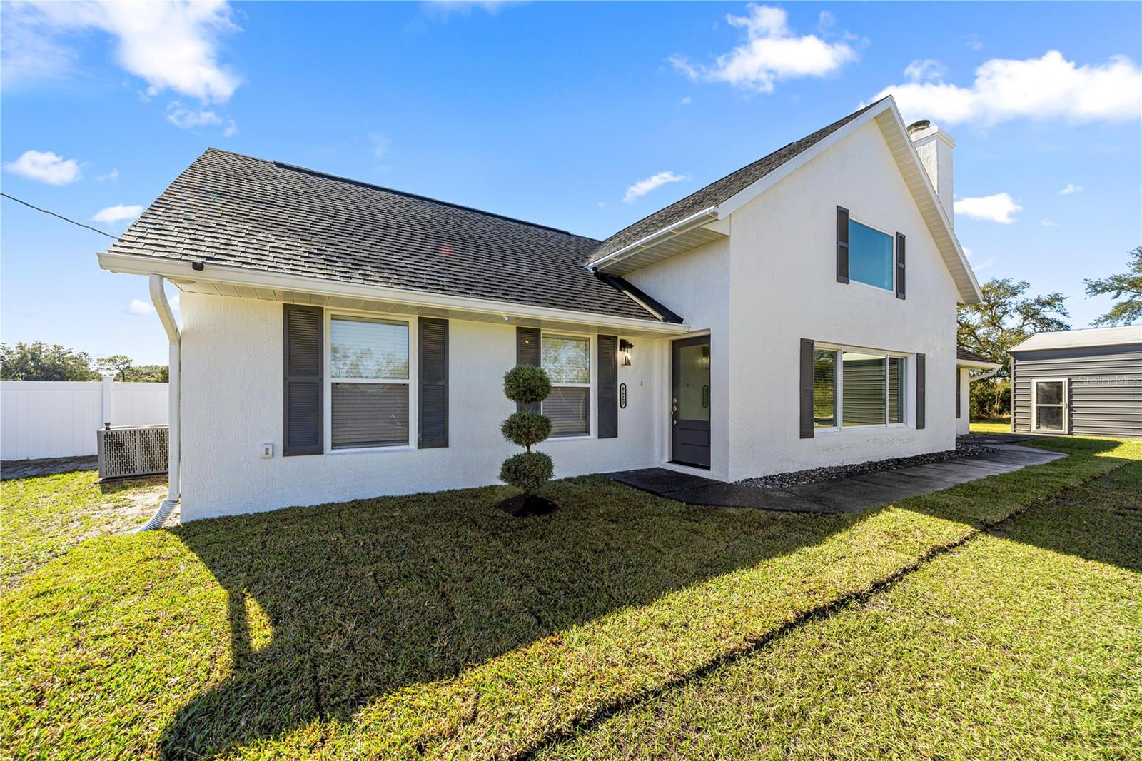 Image 4 of 35 For 8620 157th Lane