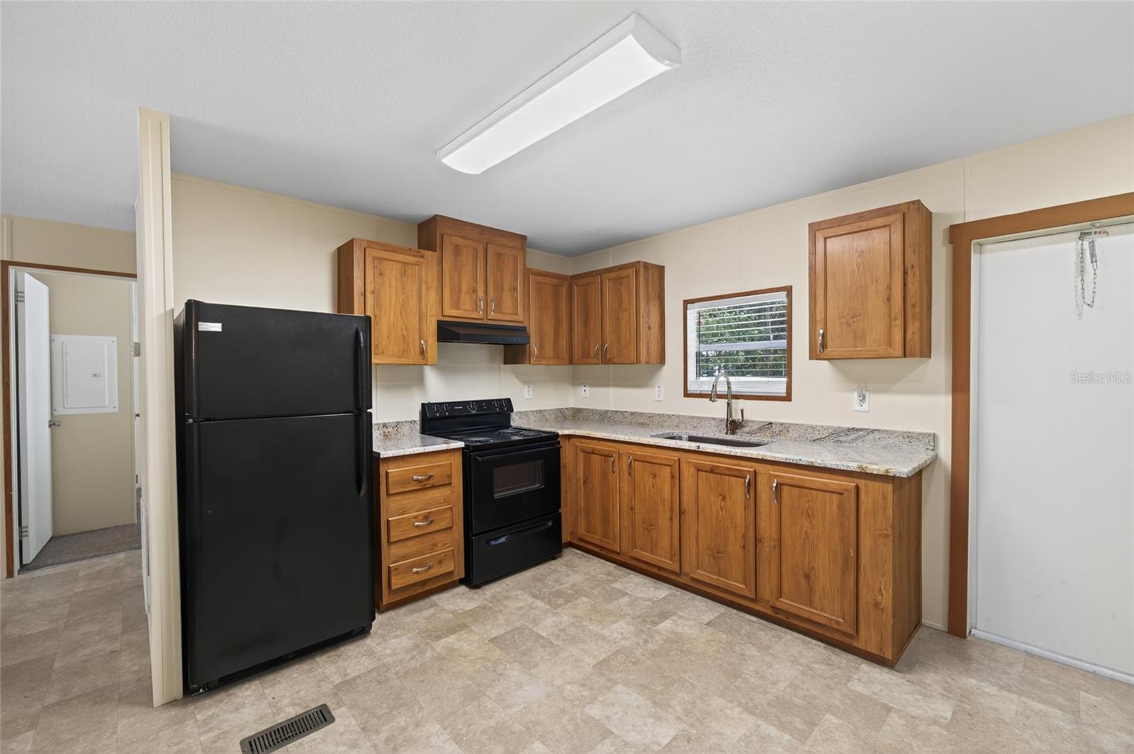 Image 8 of 20 For 3883 55th Court