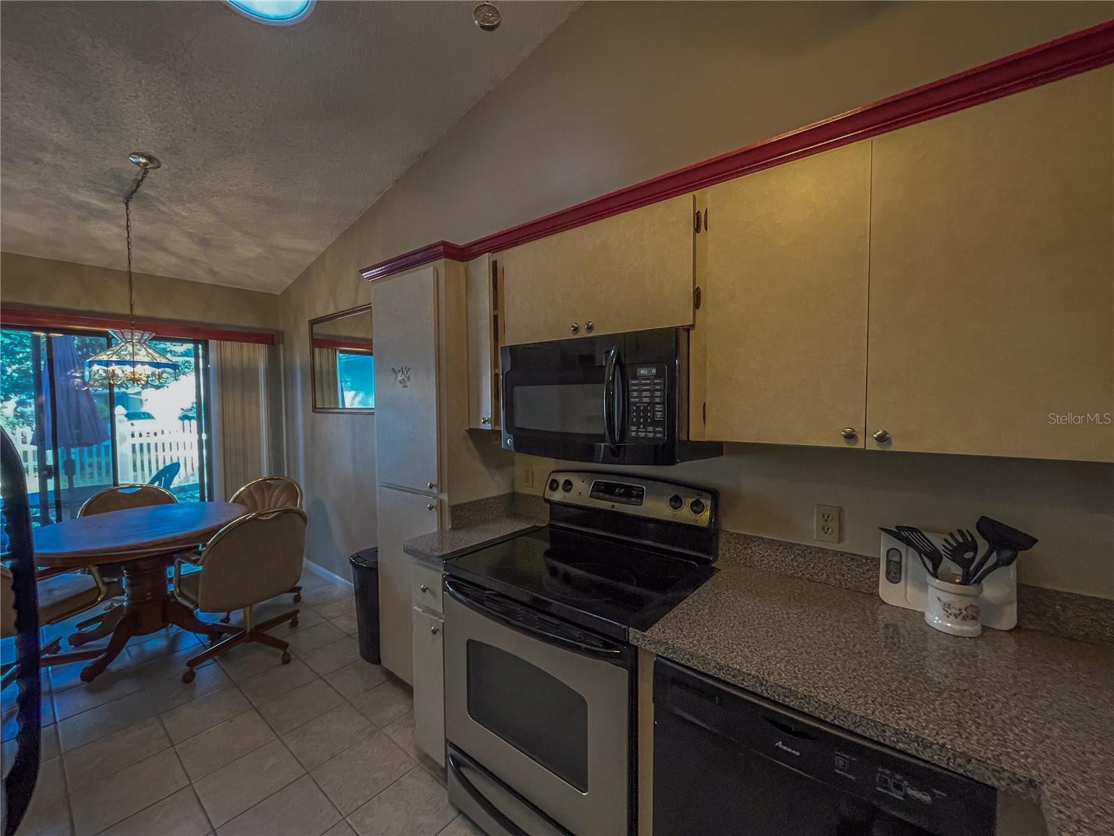 Image 14 of 32 For 1421 Longboat Point