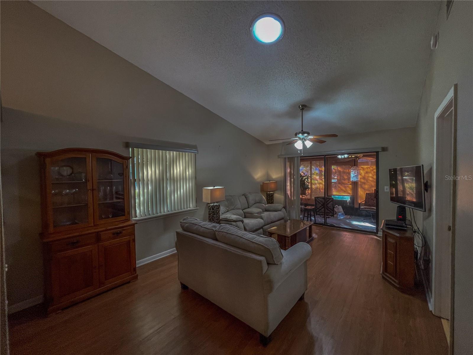 Image 16 of 32 For 1421 Longboat Point