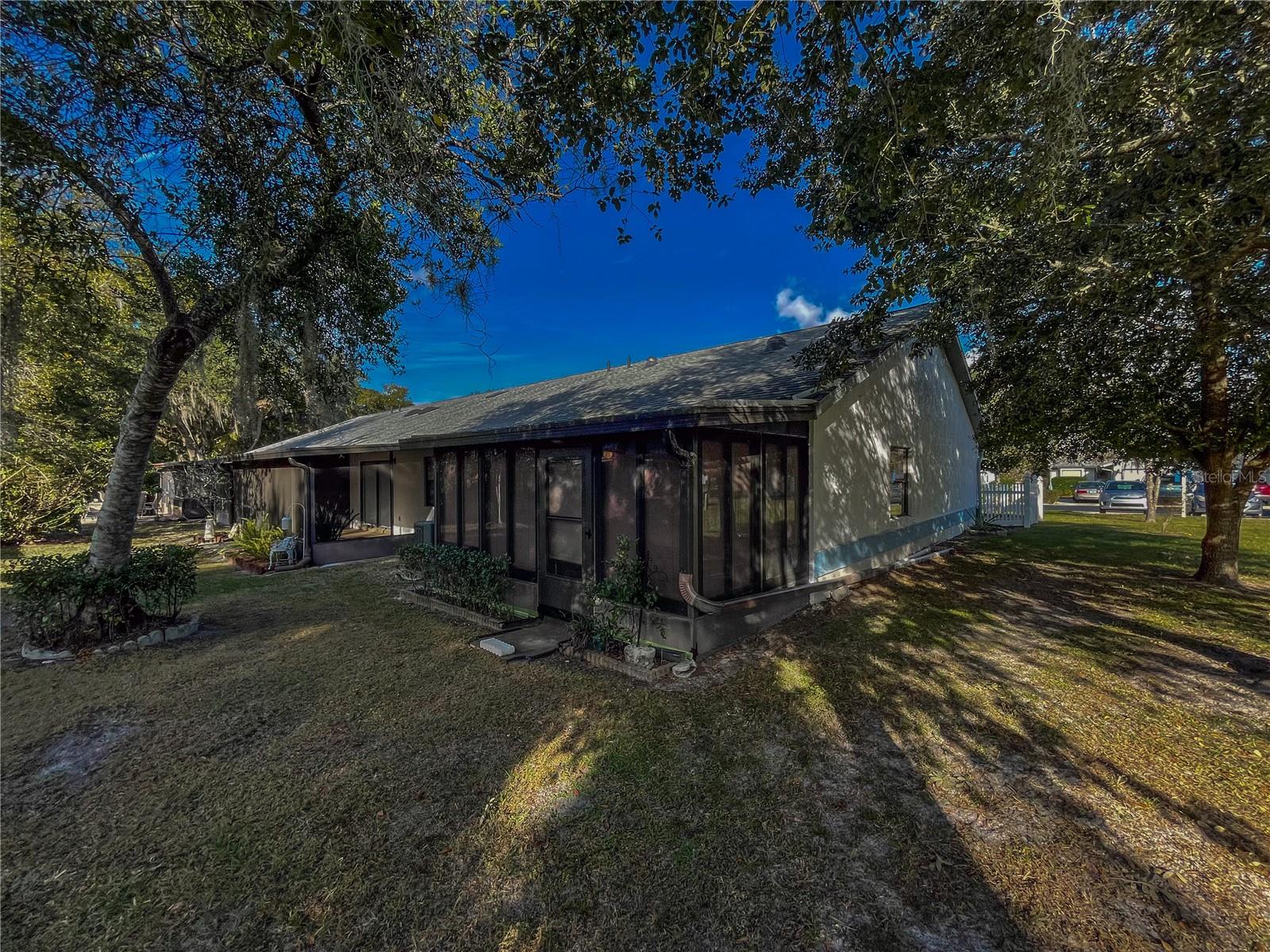 Image 31 of 32 For 1421 Longboat Point