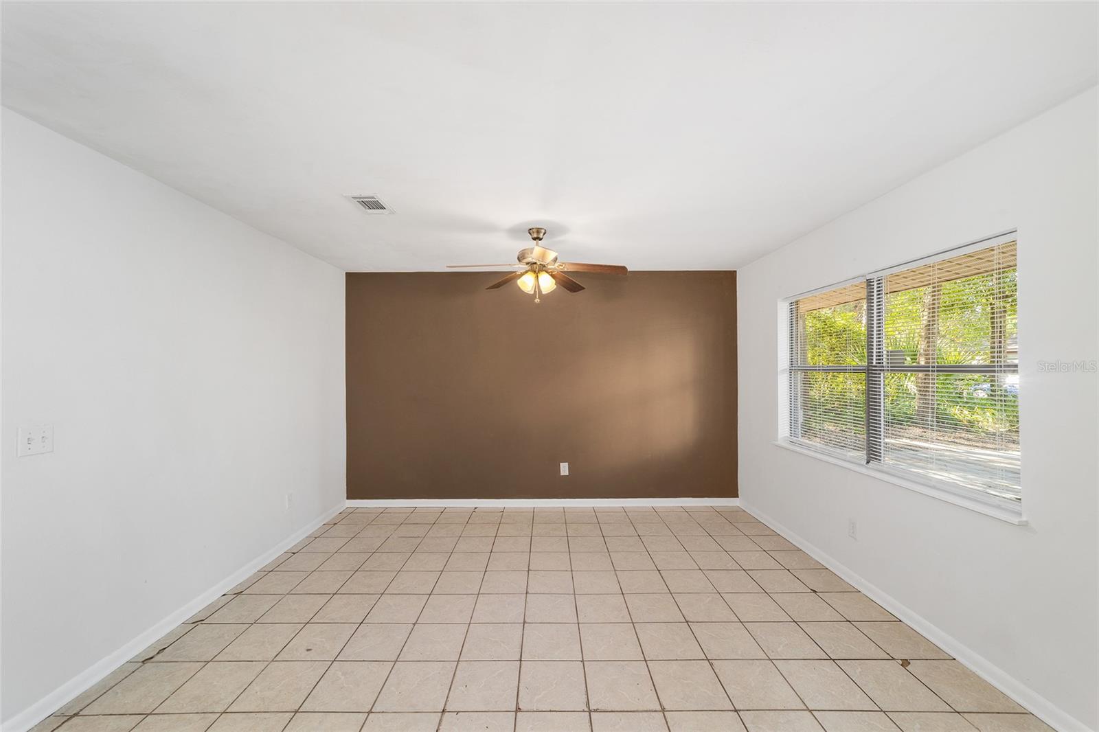 Image 16 of 45 For 405 257th Terrace