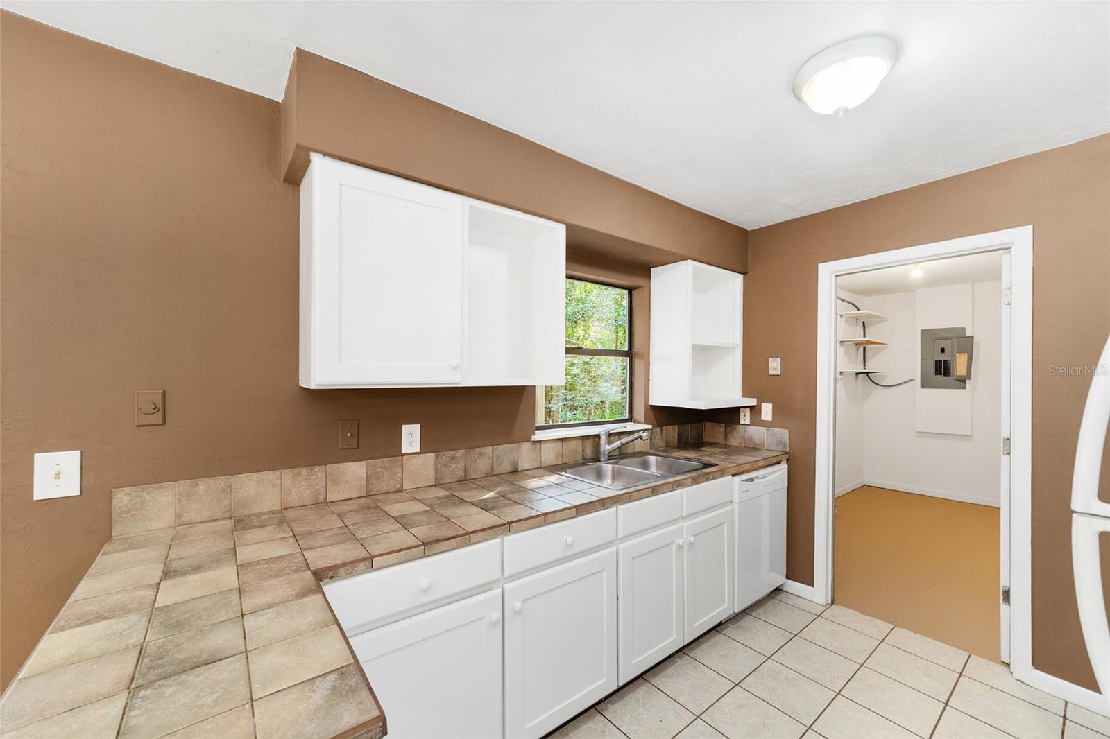 Image 21 of 45 For 405 257th Terrace