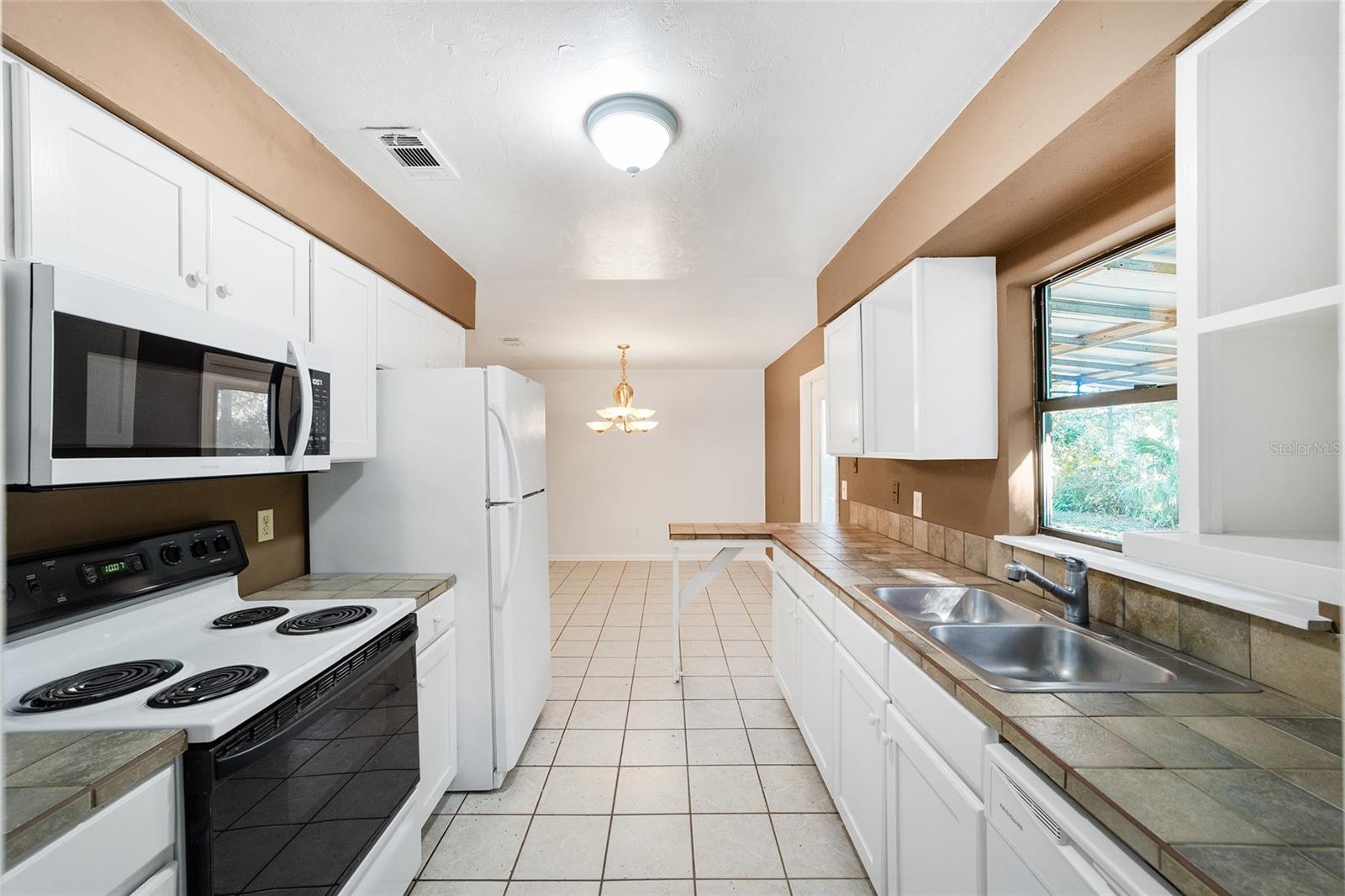 Image 24 of 45 For 405 257th Terrace