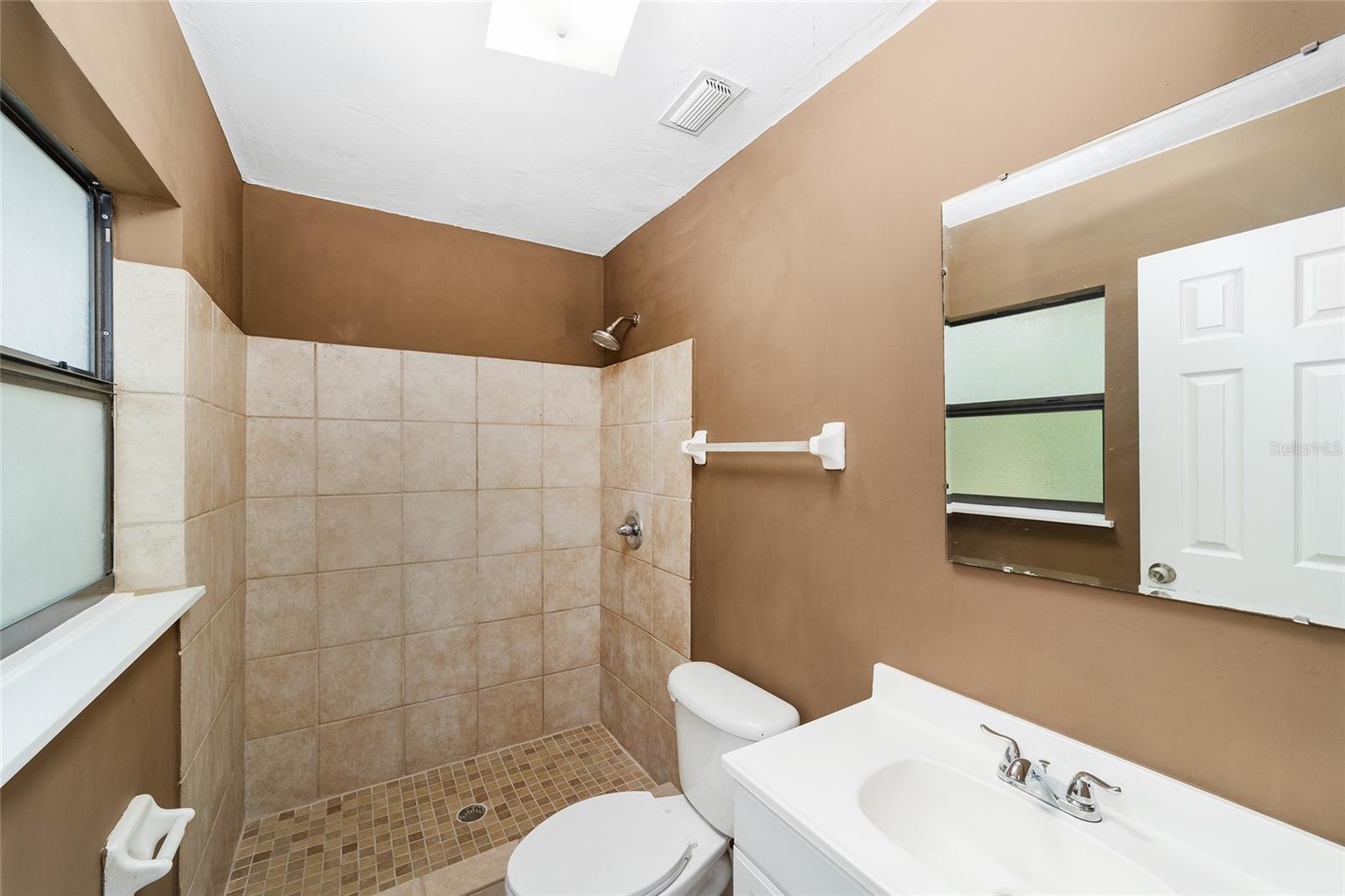 Image 33 of 45 For 405 257th Terrace