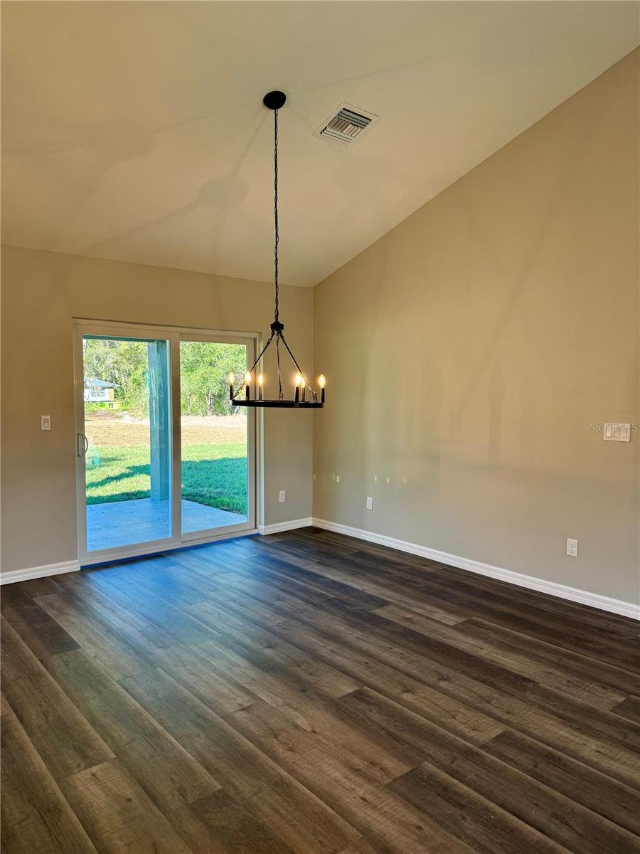 Image 6 of 21 For 13587 103rd Street