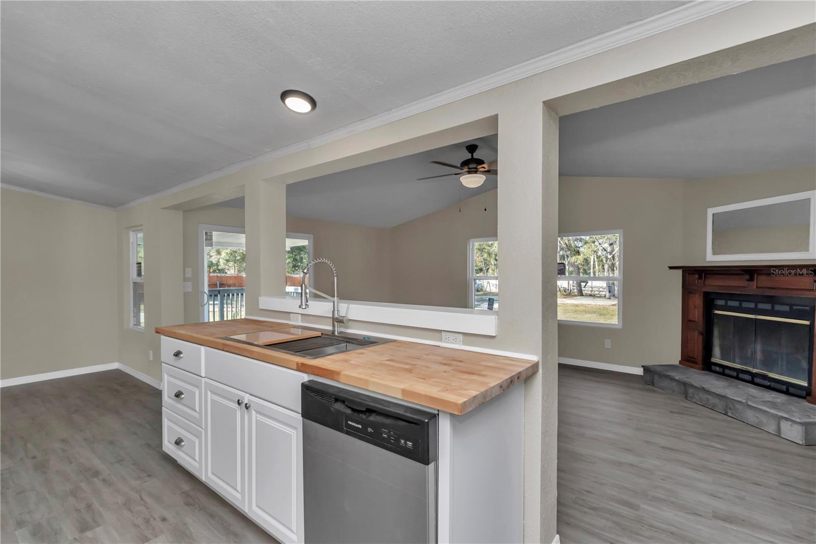 Image 16 of 59 For 8421 156th Place