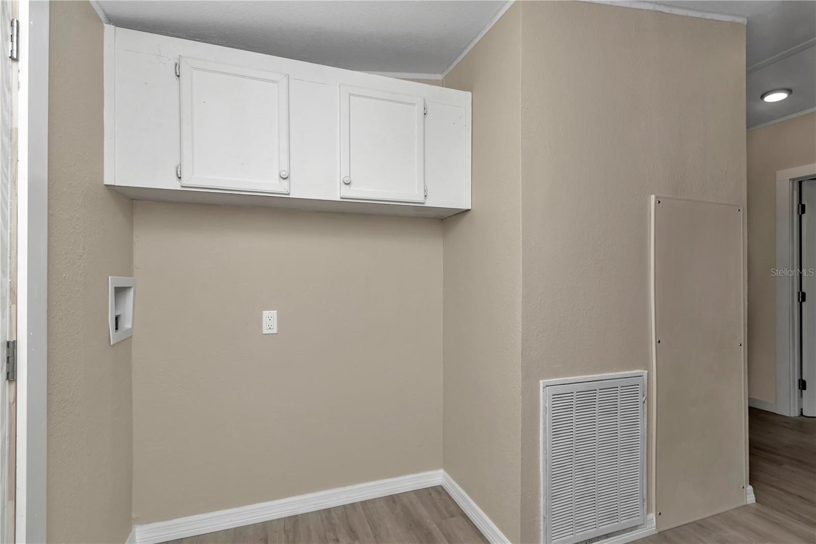 Image 32 of 59 For 8421 156th Place