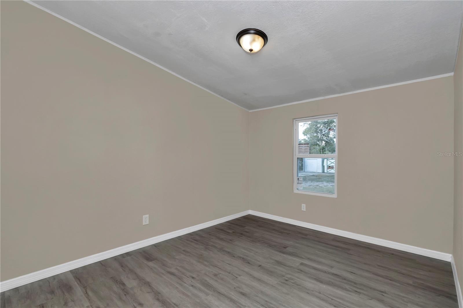 Image 33 of 59 For 8421 156th Place