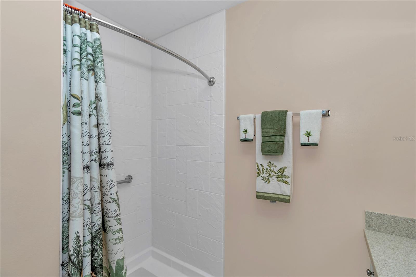 Image 23 of 44 For 6664 113th Place