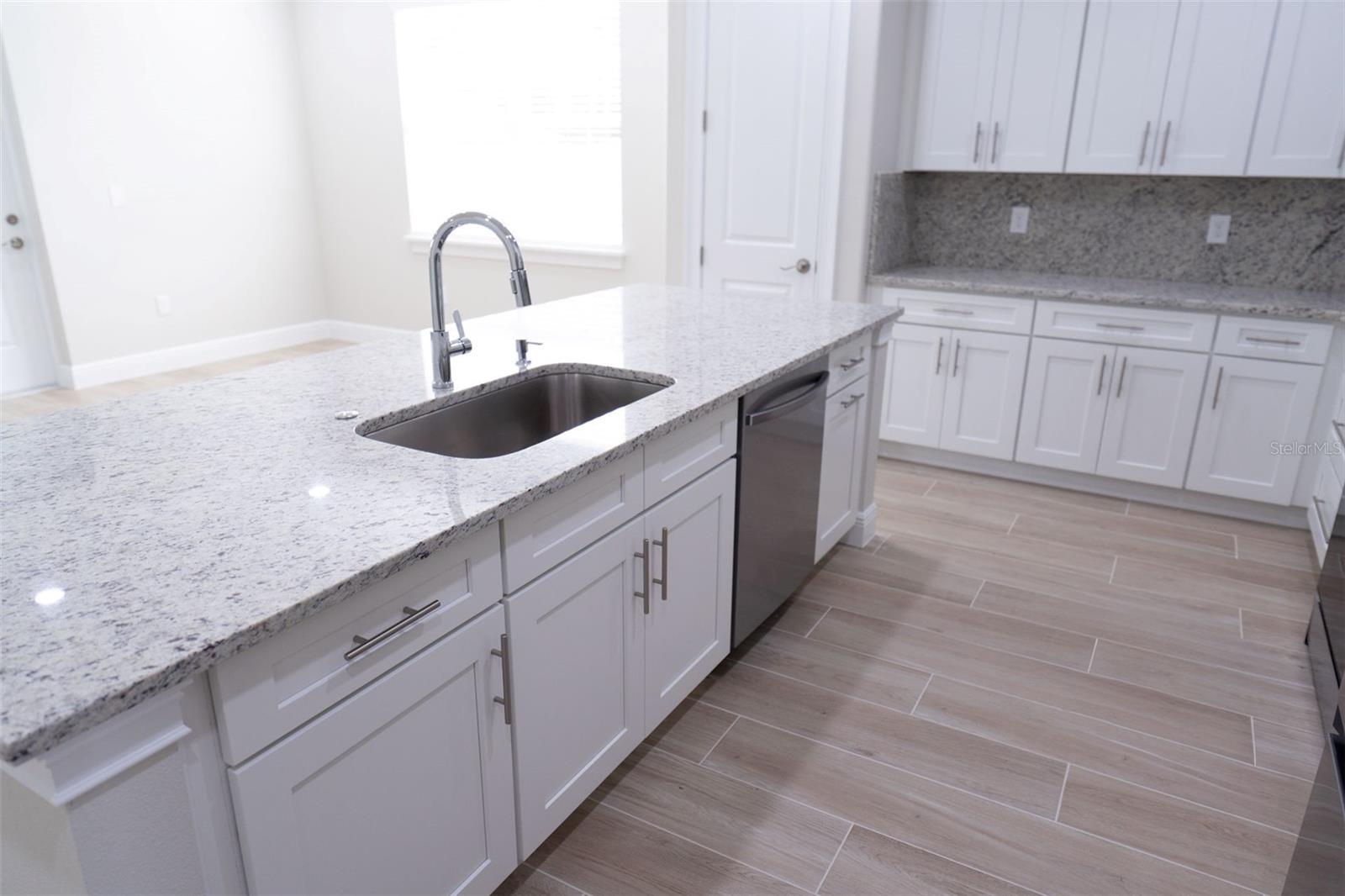 Image 26 of 46 For 15056 94th Terrace