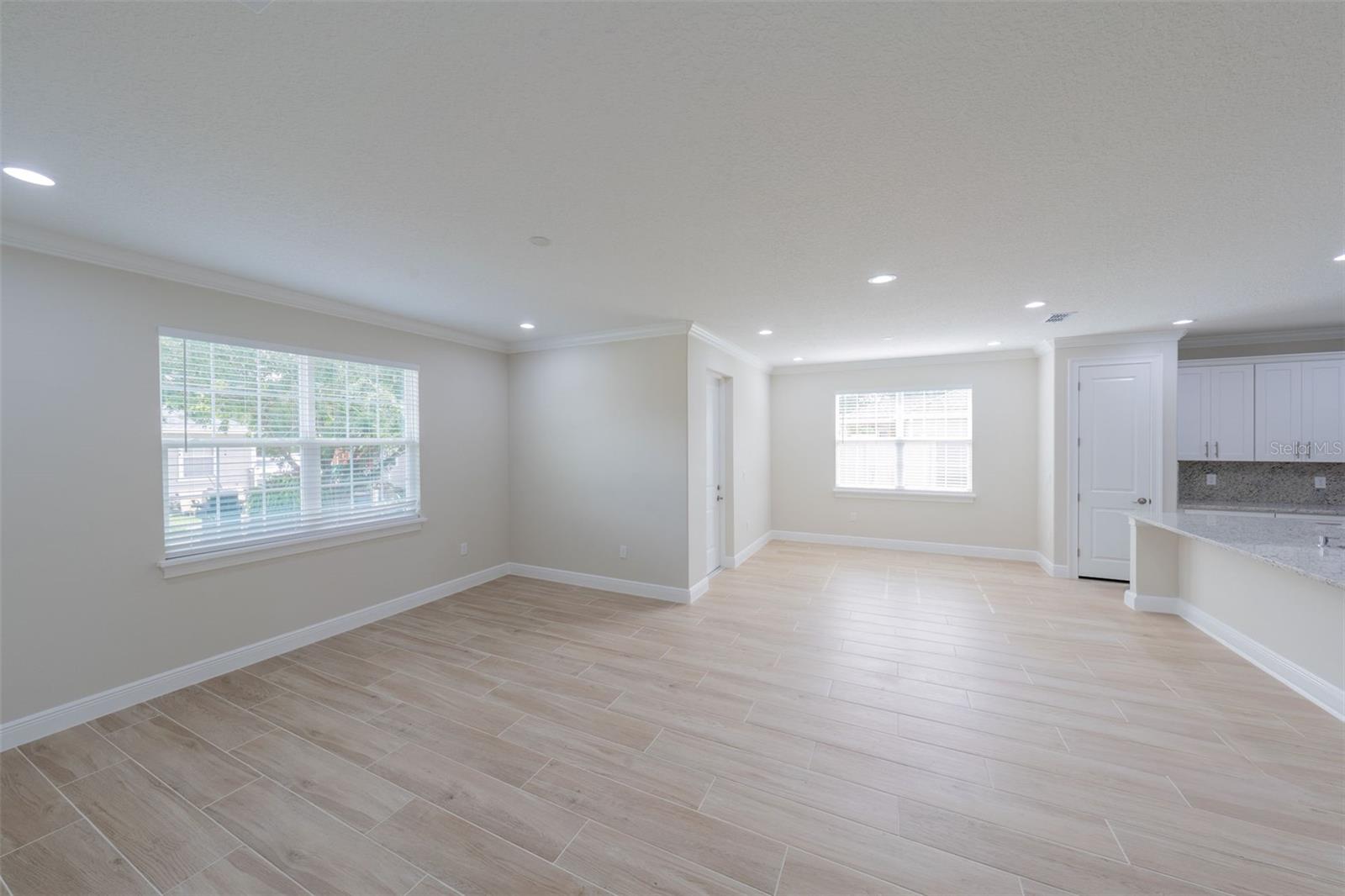 Image 4 of 46 For 15056 94th Terrace