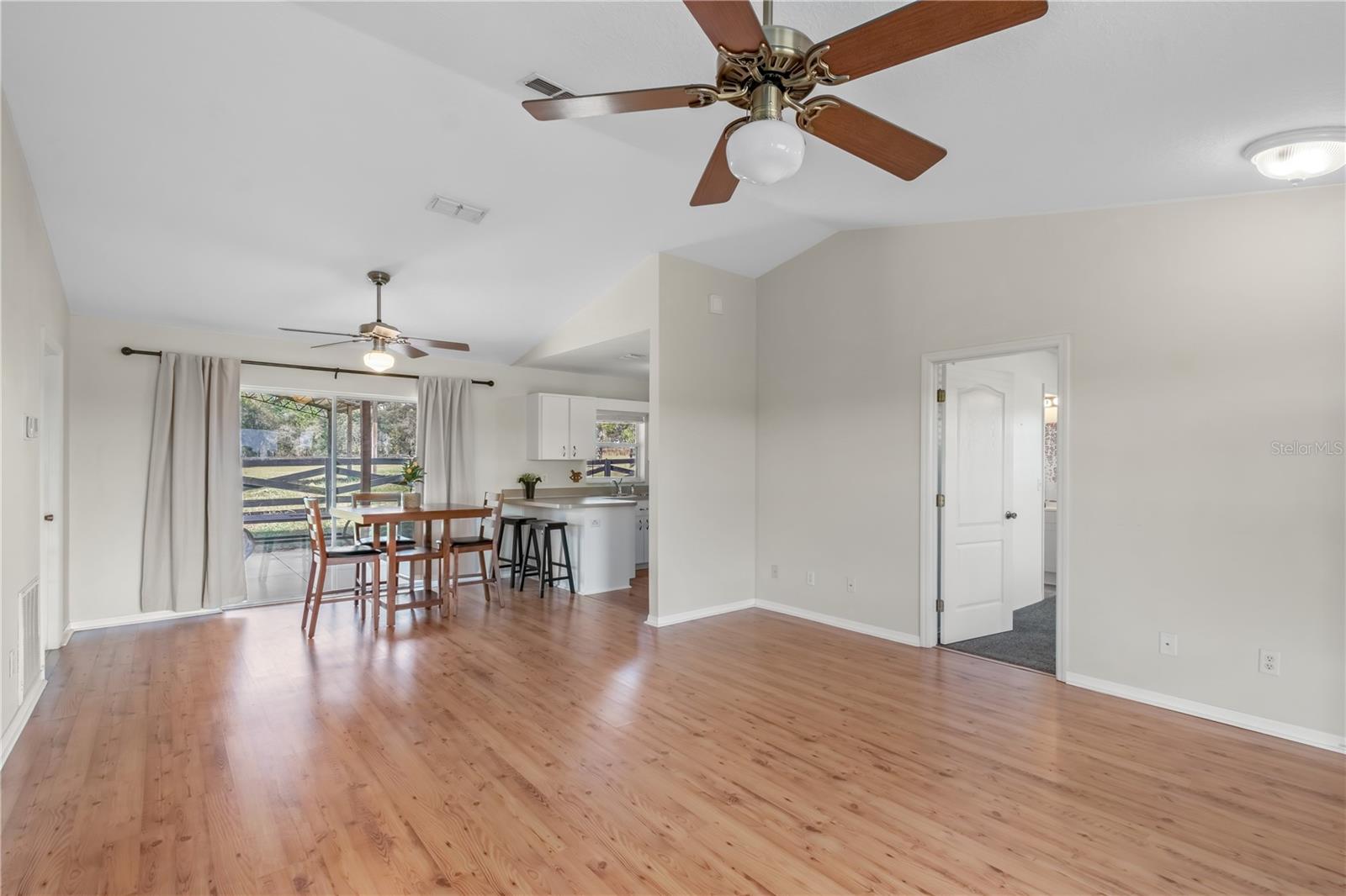 Image 11 of 46 For 6550 143rd Court