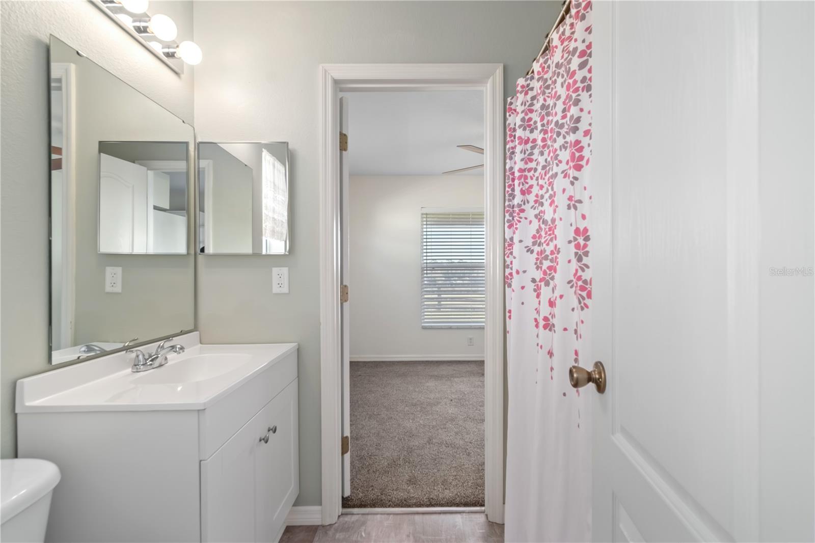 Image 22 of 46 For 6550 143rd Court