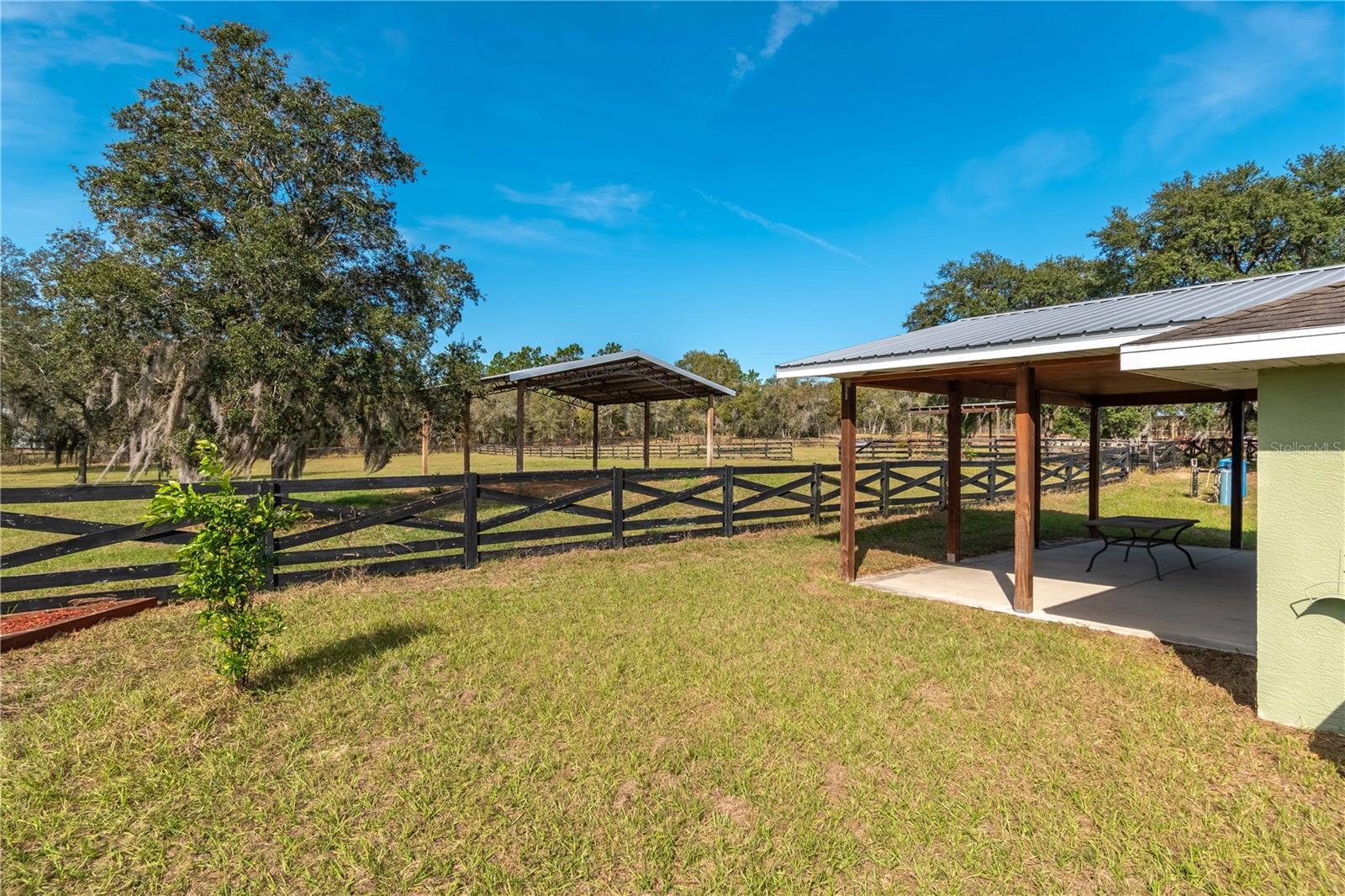 Image 25 of 46 For 6550 143rd Court