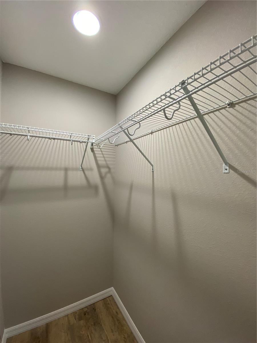 Listing photo id 19 for 8950 Mendoza Way