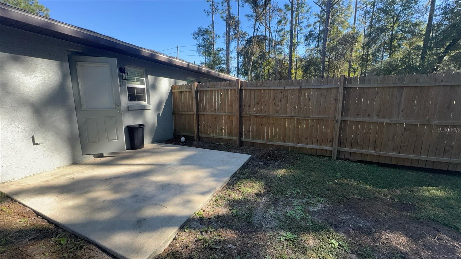 Listing photo id 32 for 8950 Mendoza Way